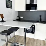 Goldstadt Moto Loft - Urban Am Schloessle * Pforzheim