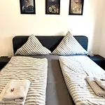 Goldstadt Moto Loft - Urban Am Schloessle Apartman