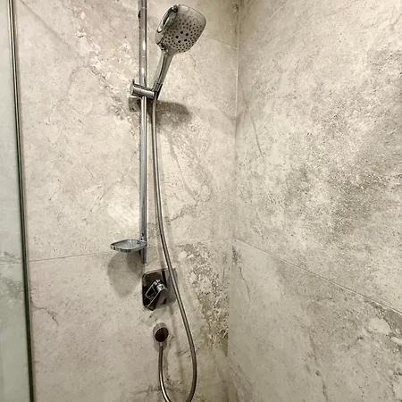 Goldstadt Moto Loft - Urban Am Schloessle