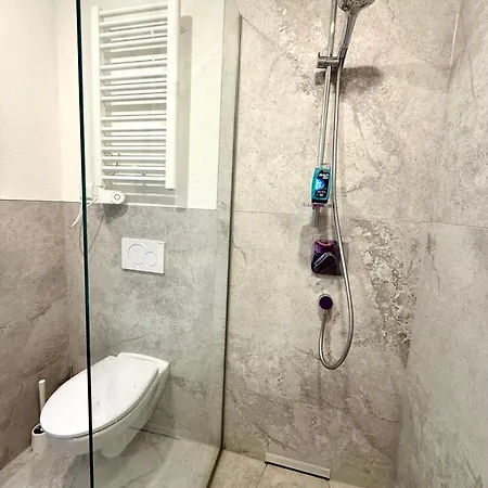 Apartmán Goldstadt Moto Loft - Urban Am Schloessle