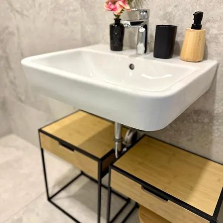 Goldstadt Moto Loft - Urban Am Schloessle * Pforzheim