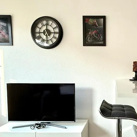 Goldstadt Moto Loft - Urban Am Schloessle *